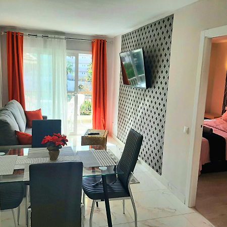 Centrally Located Apartment Close To The Ocean. Арона Екстер'єр фото
