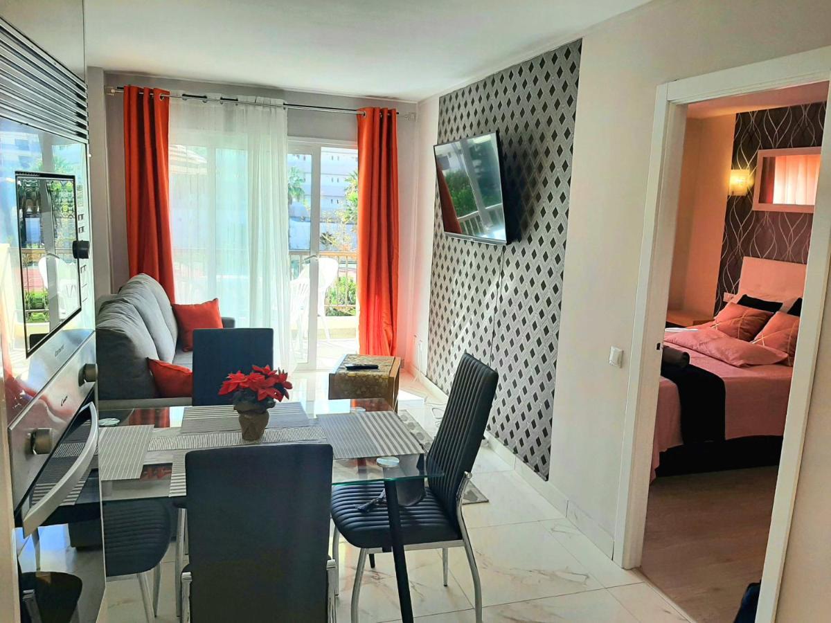 Centrally Located Apartment Close To The Ocean. Арона Екстер'єр фото